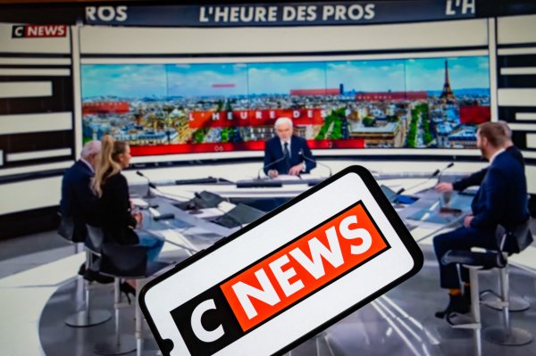 Après les départs de Sonia Mabrouk et Jean-Marc Morandini, CNews perd sa place de leader des chaînes info