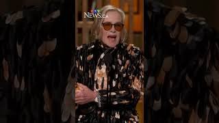 Amy Madigan wins Best Supporting Actress