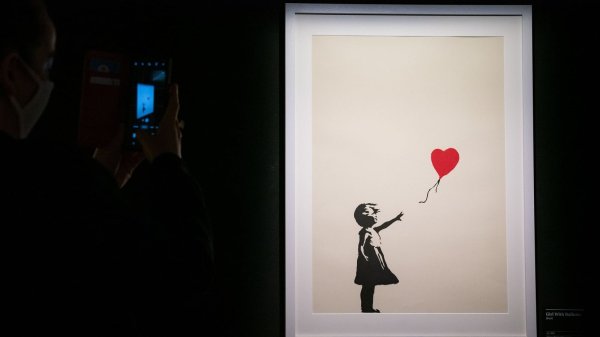 Identity of artist Banksy uncovered following probe