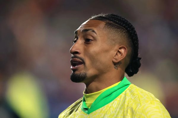 Official: Barcelona ace Raphinha named in Brazil squad for friendlies