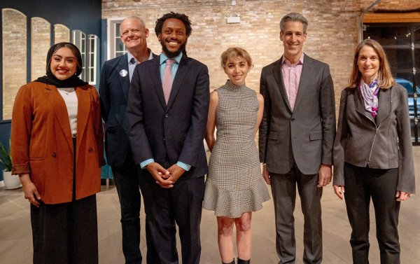 RoundTable/PPP poll: Abughazaleh narrows gap behind Biss, while Fine falls back in congressional race - Evanston RoundTable