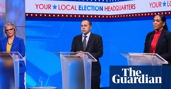 Illinois heads to elect next senator and five congressional district candidates