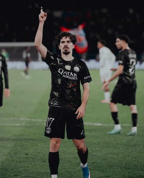 PSG : Le Real Madrid insiste pour João Neves