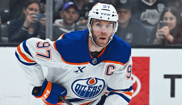 Sharks vs Oilers Prediction, Picks & Odds for Tonight‘s NHL Game