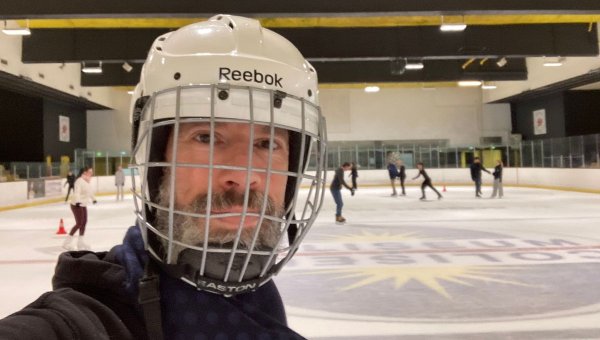 J'ai testé un match de hockey sur glace - ICI