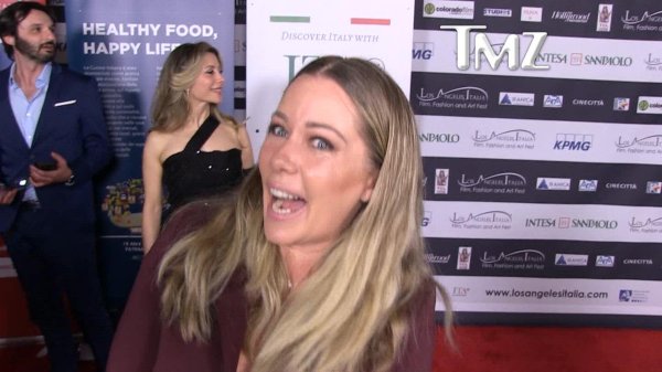 Kendra Wilkinson Shuts Down Haters Targeting Her Appearance