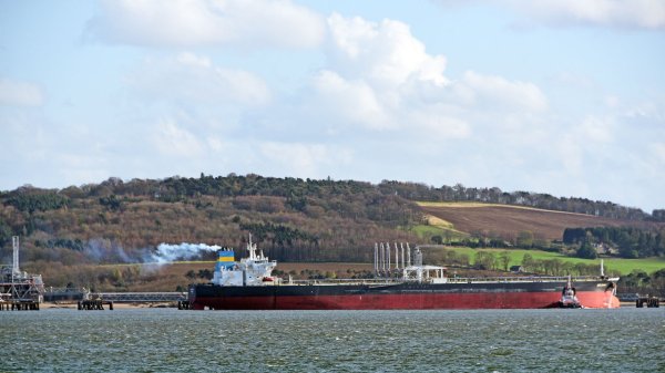 Du pétrole et du gaz en provenance de Russie à destination de Cuba, pays pauvre en énergie