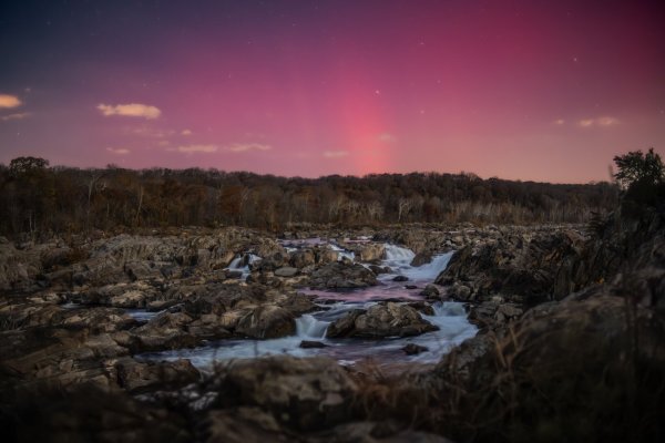 Moderate geomagnetic storm forecast for tonight: What to expect - WTOP News