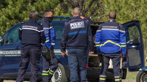 « On ne comprend pas » : un Britannique se rend à la gendarmerie et avoue le meurtre de sa compagne