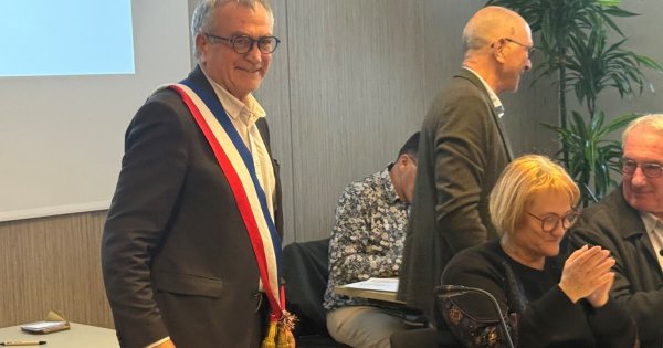 En images. Olivier Pévérelli réélu pour un 4e mandat : découvrez les visages et les fonctions des nouveaux élus au Teil