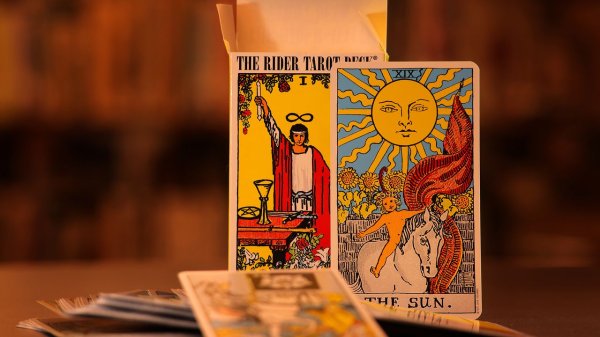 Spring Equinox 2026 Tarot Guide: Set Intentions According to Your Zodiac Sign