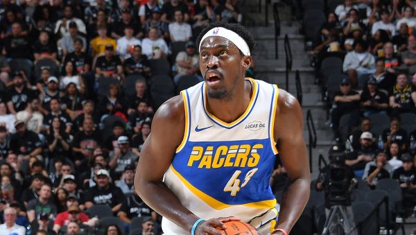 Halftime Rewind: Pacers 53, Spurs 66 | Indiana Pacers