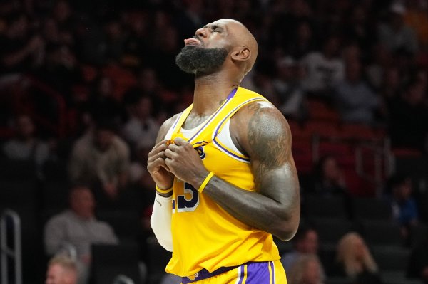 Chalkboard promo code NYPOST: Get a 100% deposit match up to $100 + free pick for Lakers vs. Magic