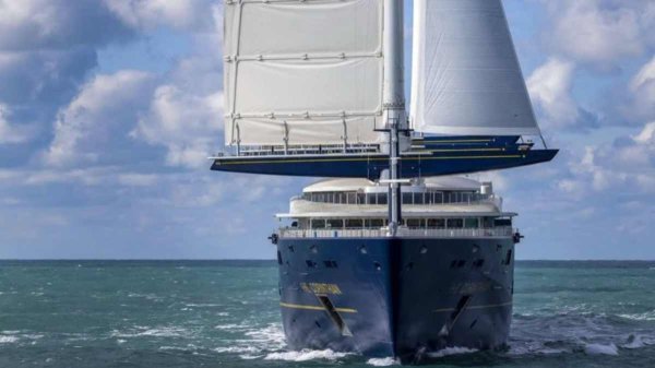 Liners de luxe : 12 nœuds uniquement avec du vent pour "Orient Express Corinthian