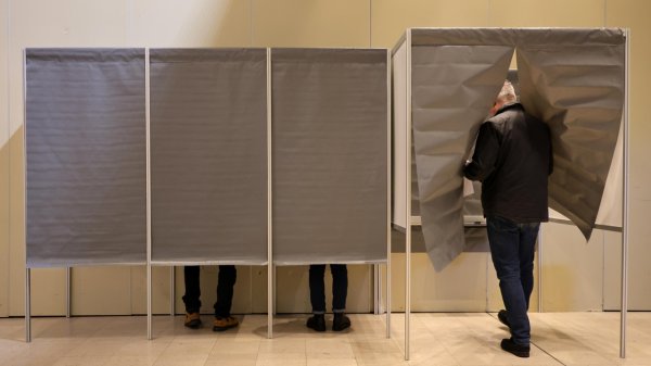 DIRECT. Élections municipales : un taux de participation de 20,33 % à midi, en hausse par rapport à 2020