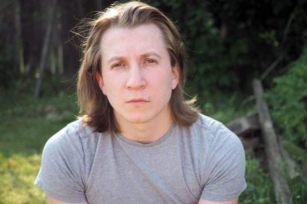 Уехавшие из России актера начал просить донаты в сети