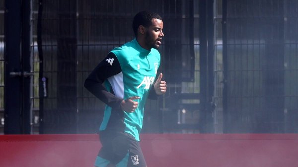 Arne Slot confirms when Alexander Isak will return for Liverpool from injury