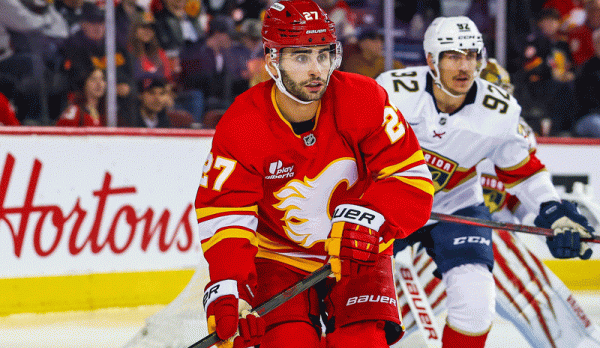 Lightning vs Flames Prediction, Picks & Odds for Tonight‘s NHL Game