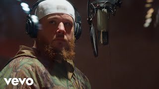 Luke Combs - Seeing Someone (Official Studio Video)