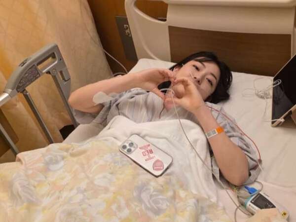 「マジか!?」元AKB48・内田眞由美、「ヌック管水腫の切除手術」を報告。「やはり心配していました」|au Webポータル