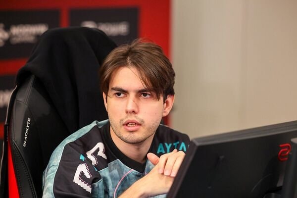 Natus Vincere — PARIVISION: кто лучше себя проявит?