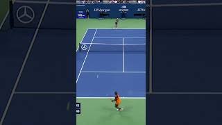 Sloane Stephens hits winner facing WRONG WAY! 😧