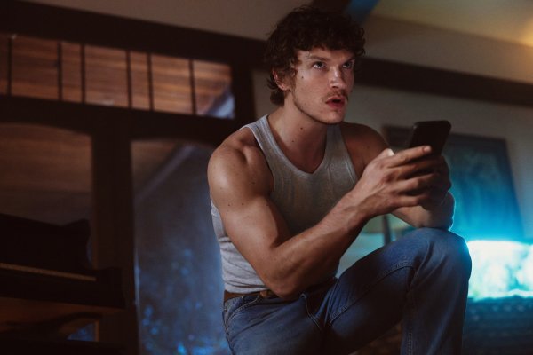 Watch: Connor Storrie's Butt Gets the Best of Him In New Verizon Campaign (No, Really)