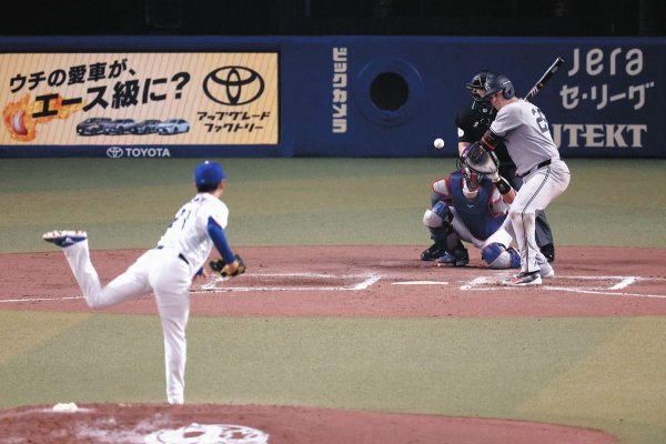 【川上憲伸の目】「厄介な相手」巨人の新4番が中日バッテリーから選んだ四球に「内角で心中するしかないという配球にさせられてしまった」（中日スポーツ） - Yahoo!ニュース