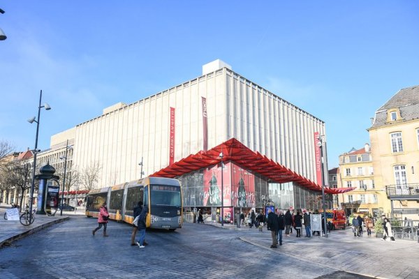 Ouverture des commerces Vendredi saint : le préfet de la Moselle fait volte-face, "je suis attentif aux réactions que cette décision a suscitées"
