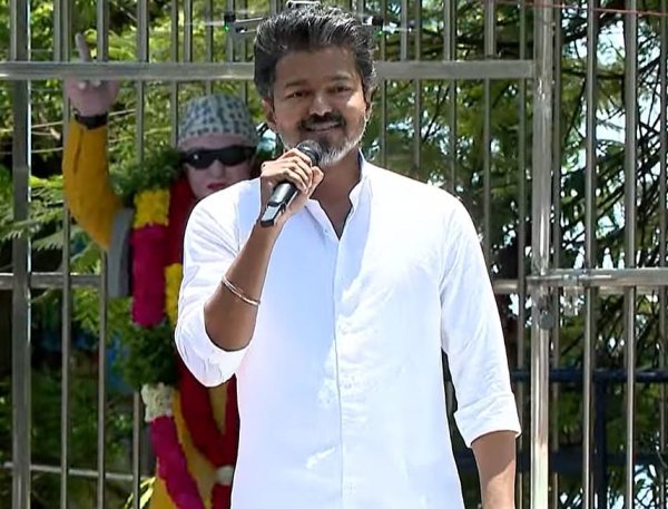 திமுக, பாஜக இரண்டுமே ஒன்றுதான்; உங்களை ஒருபோதும் ஏமாற்றமாட்டேன்: திருச்சியில் விஜய் பேச்சு