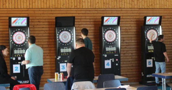 Entre-deux-Eaux. Fléchettes : un tournoi convivial et disputé
