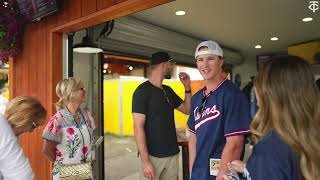 Clemens and Keaschall visit the State Fair