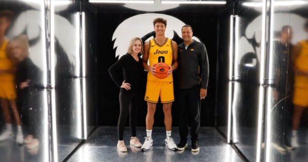 Jaidyn Coon commits to Iowa