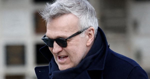 Après les obsèques d’Isabelle Mergault, son ami Laurent Ruquier salue son courage face à la maladie : “Jusqu’au bout…”