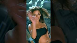 Aishwarya Rai serving iconic moves 🔥 | #CrazyKiyaRe | #Dance | #PartySong