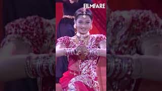 Throwback: Aishwarya Rai Bachchan at the Filmfare Awards