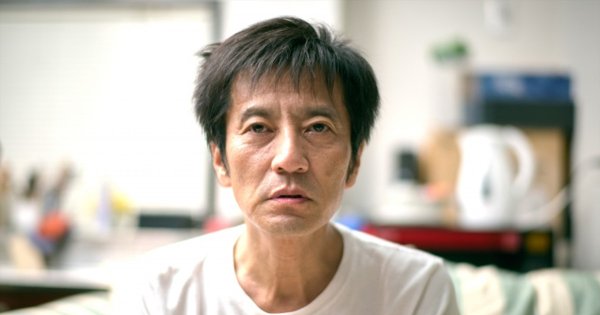 オリコンニュース：津田寛治、ミニシアターが選ぶ感動演技大賞受賞　『津田寛治に撮休はない』上映中のK's cinemaで授賞式 | 毎日新聞