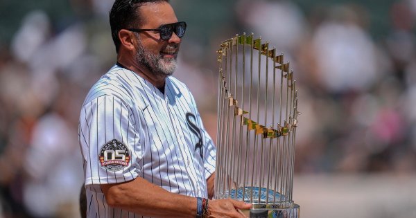 White Sox to retire Ozzie Guillen's No. 13 jersey in August