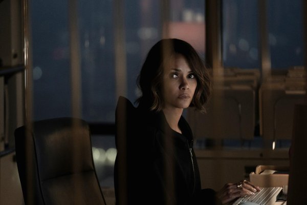 “Crime 101”, sur Prime Video : malgré un casting au top, le film choral de Bart Layton fait flop