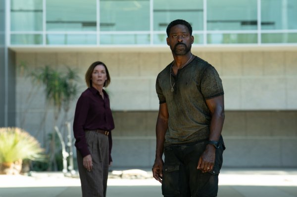 ’Paradise  Finale Writer Breaks Down That Bonkers Season 2 Ending (and Explains the Quantum Physics of It All)