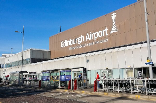 Edinburgh_Airport