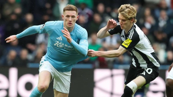 Man Utd told to U-turn on signing 'way off it' £100m top target despite Ferdinand claim