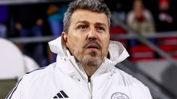 アヤックスの選手がFCトゥエンテ戦で、11月22日以来となる意外な先発出場を果たす | Goal.com 日本