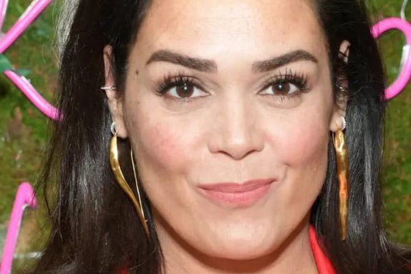 Lola Dewaere, atteinte d'un trouble diagnostiqué tardivement : "on se dit qu'on n'est pas fou"