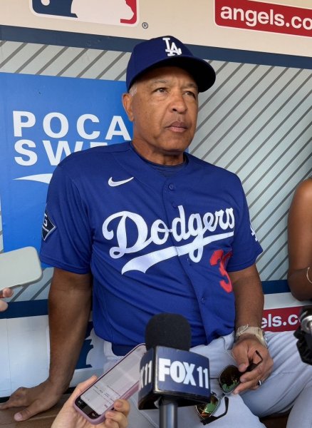 ロバーツ監督、佐々木朗希に注文「先発は長く投げるのが仕事」…6日登板でロブレスキ準備、成長求める「計算できない投手はゼロが望ましい」：中日スポーツ・東京中日スポーツ 