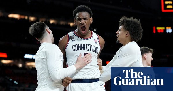 NCAA Tournament: UConn top Illinois to reach third title game in four years