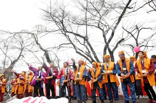 盛況願い「花咲けー」　南陽・烏帽子山公園、置賜さくら回廊の開幕式典（山形新聞） - Yahoo!ニュース