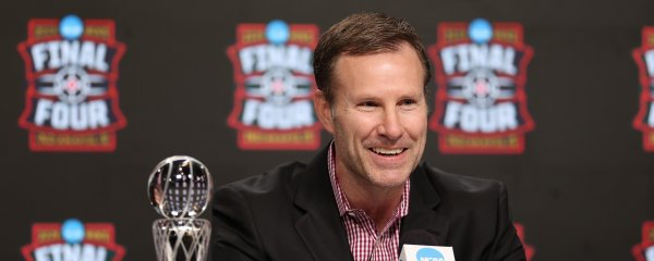 Hoiberg Named AP National Coach of the Year