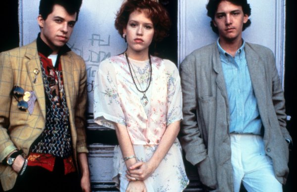 Molly Ringwald, 58, Has Barely Changed 40 Years After ‘Pretty in Pink’: ‘There’s My 80’s Crush’