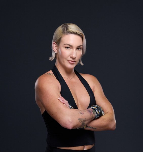 Mikaela Mayer: “Anybody who knows me knows I want to fight Lauren Price. I absolutely want to fight her; she needs to tell her people to get on the phone, and let s make this fight happen.”